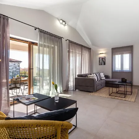 Gorgeous With Pool And Terrace Surrounded By Nature Villa