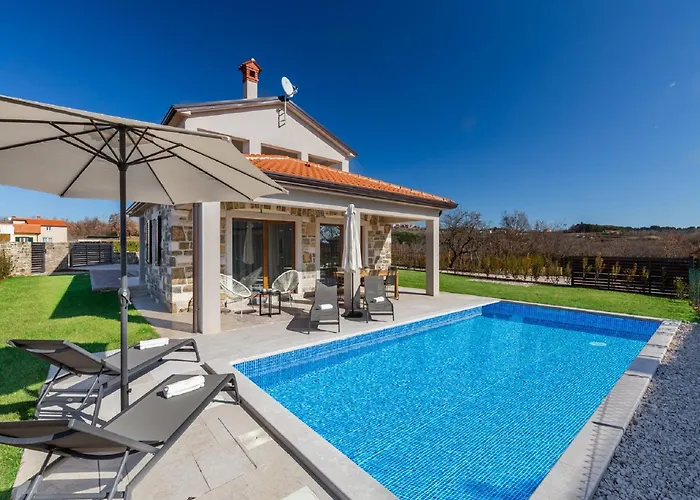 빌라 In Motovun With Private Pool And Views Lakoselci